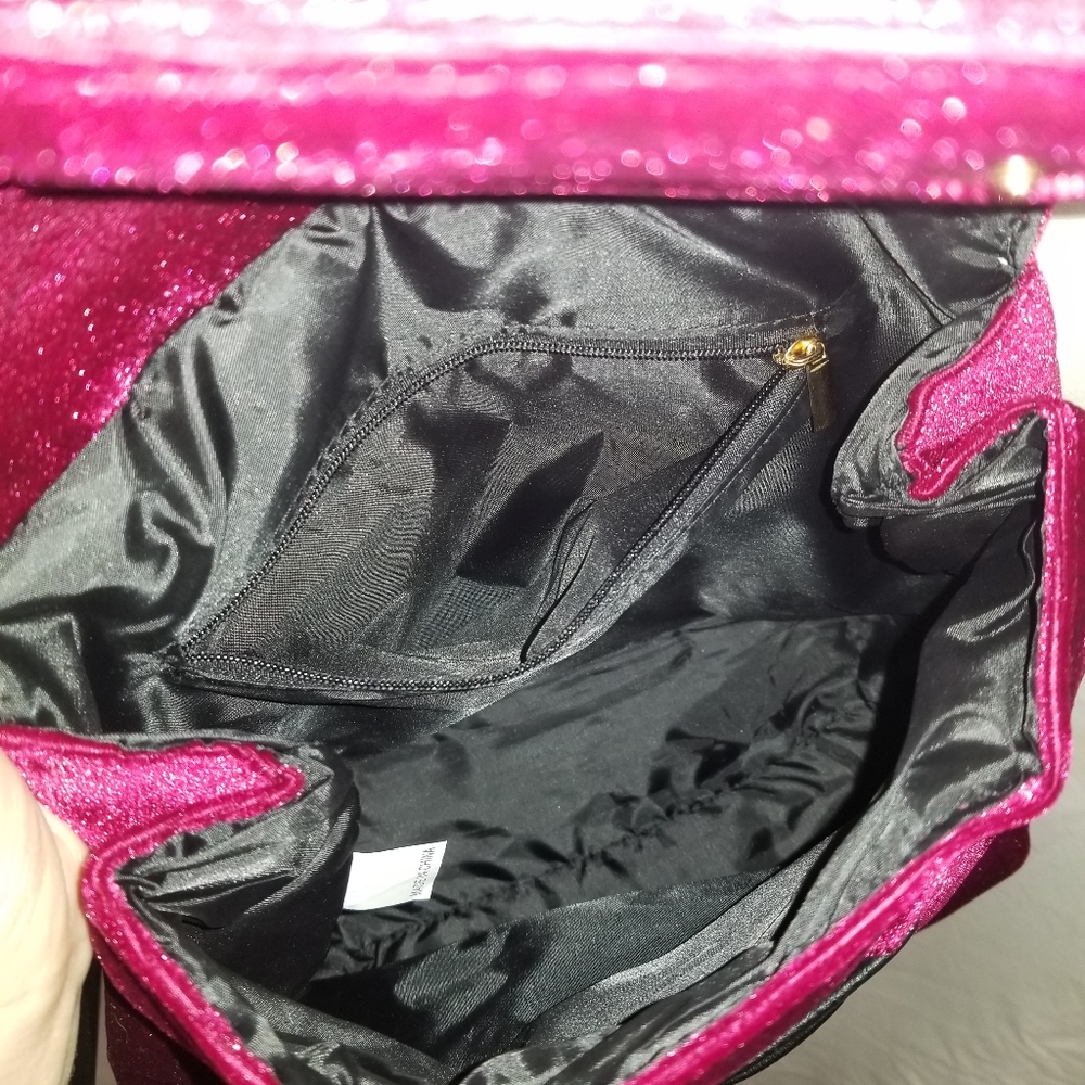 *SOLD* OMG Accessories Burgundy Velvet Lace-up Backpack NWT - Picture 4 of 8